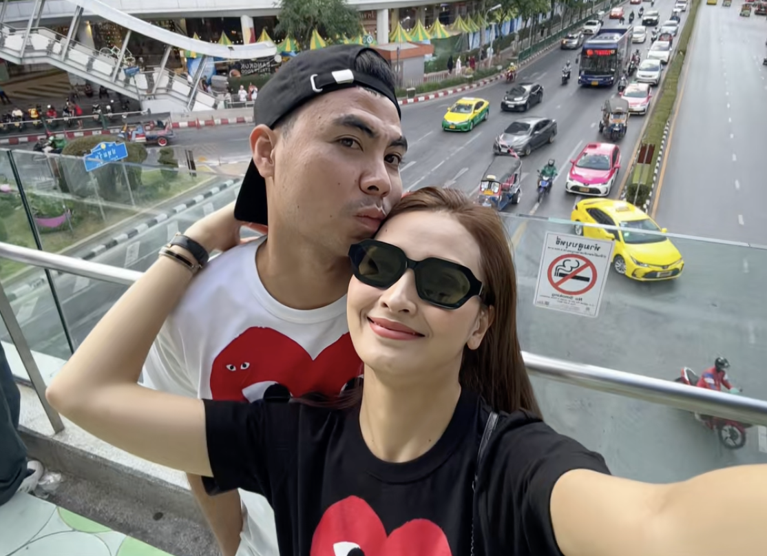Bài đăng trạng thái của Huyền Trang
